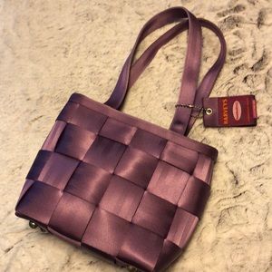 Harvey’s Original Seatbelt Bag